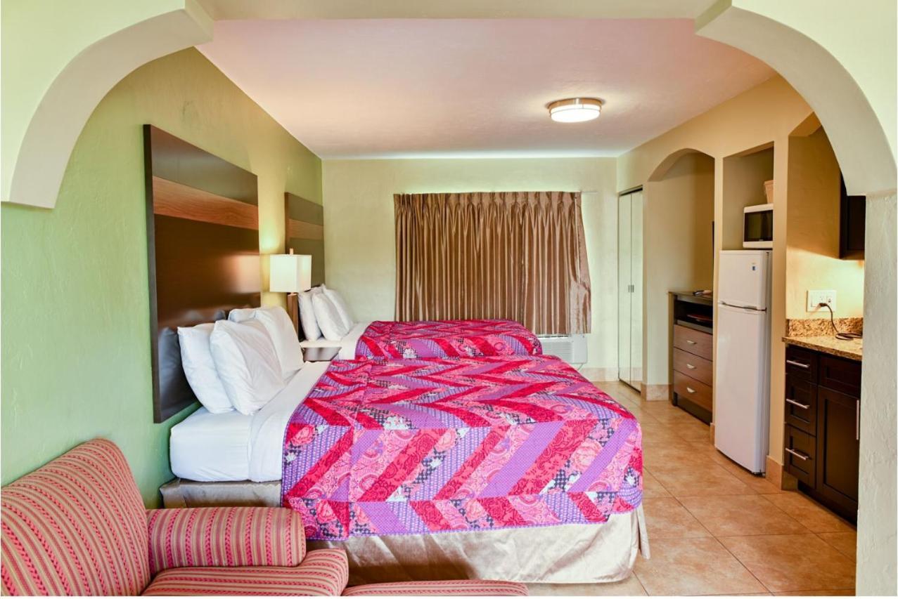 Oceans Beach & Hotel